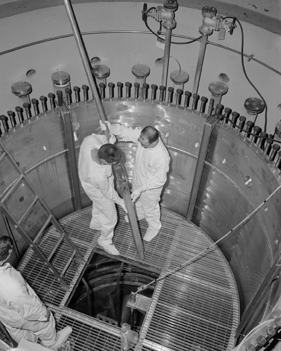 Space History Photo: Jack Crooks and Jerold Hatton Inside Reactor Tank